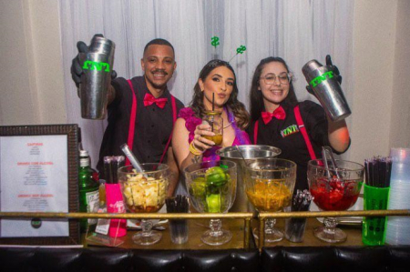 TNT BARTENDERS