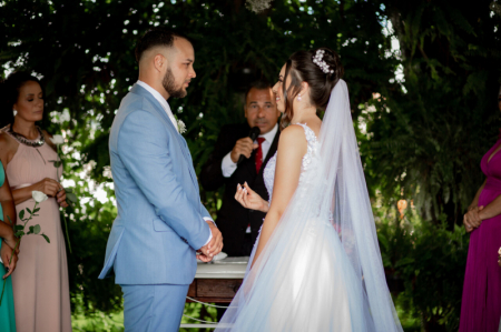 Um conto de amor e felicidade - O Casamento de Gabriela e Douglas com a magia de Adriana Vitti**
