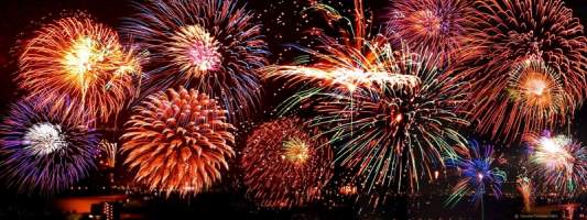Vando Fogos de Artificio fecha contrato para rveillon de 2015/2016 com dois clubes da cidade.