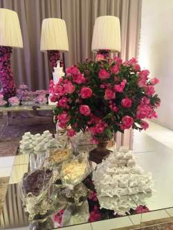  Salo Imperial: Decorao com flores 